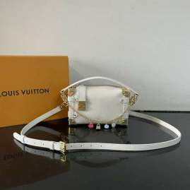 Picture of Louis Vuitton Handbags _SKUfw230105183fw